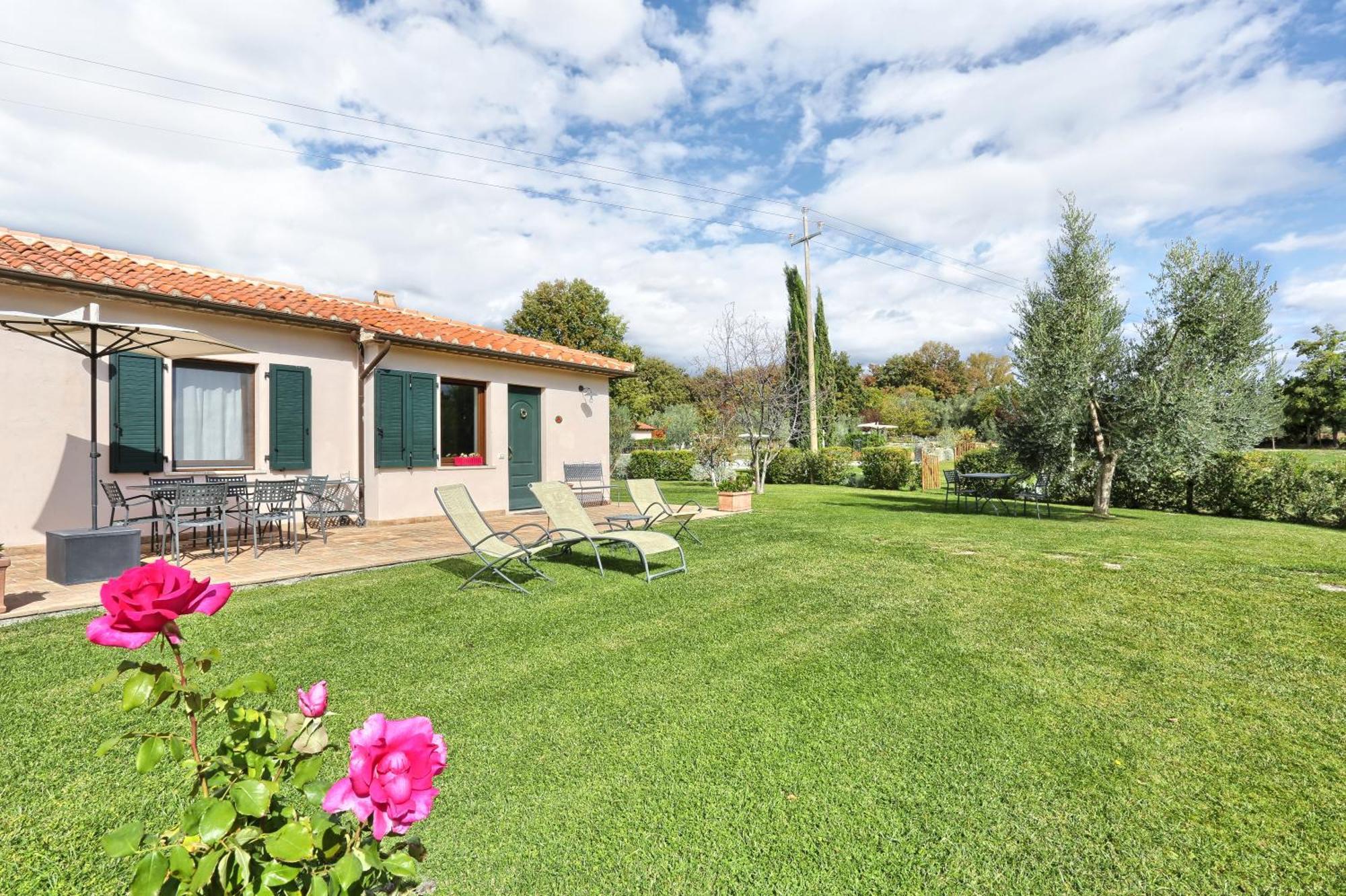 I Sicomori - Seme Di Carota - Glamping E Appartamenti Con Piscina A Saturnia Luaran gambar